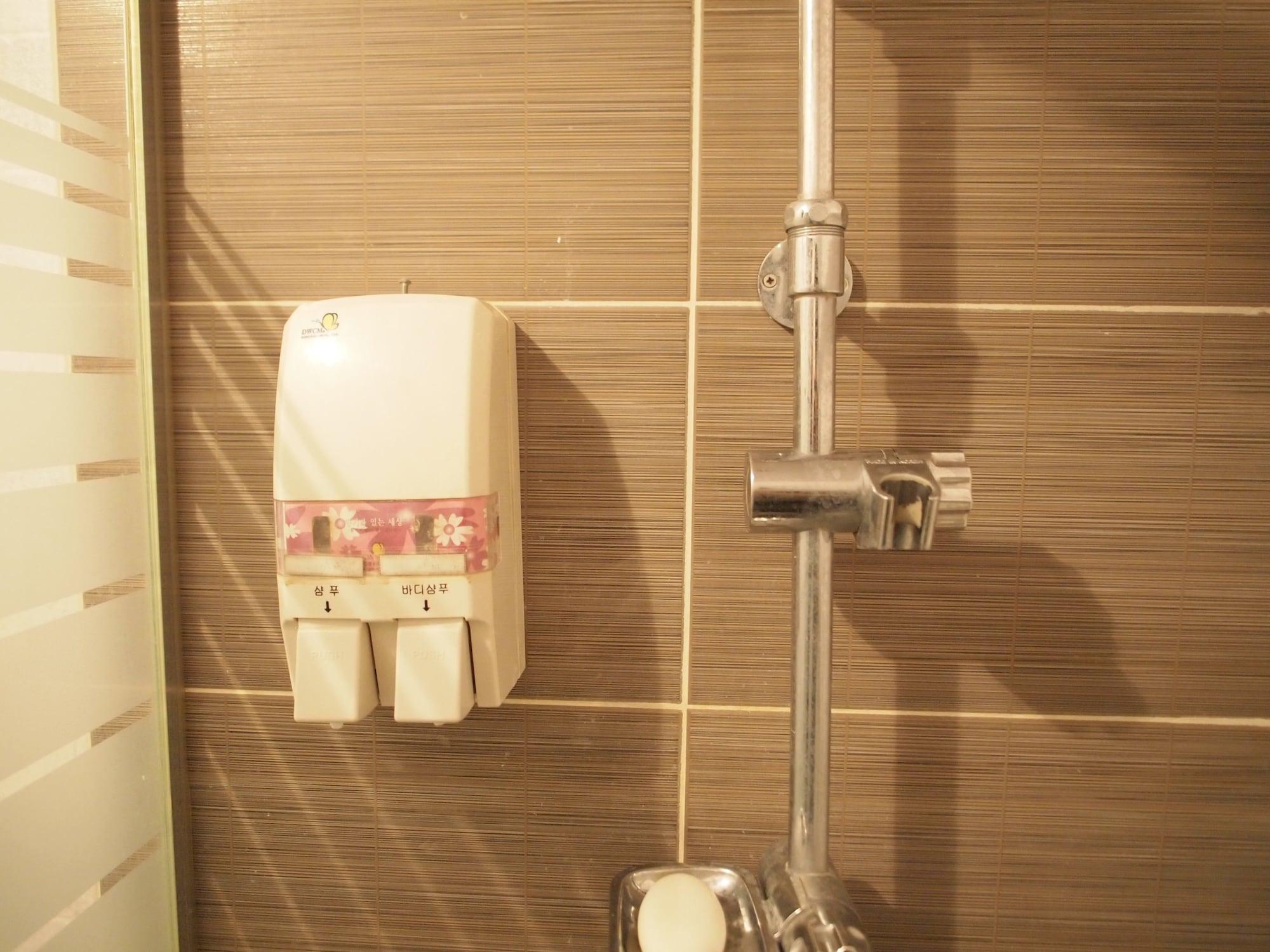 Hostel J Stay Seul Zewnętrze zdjęcie